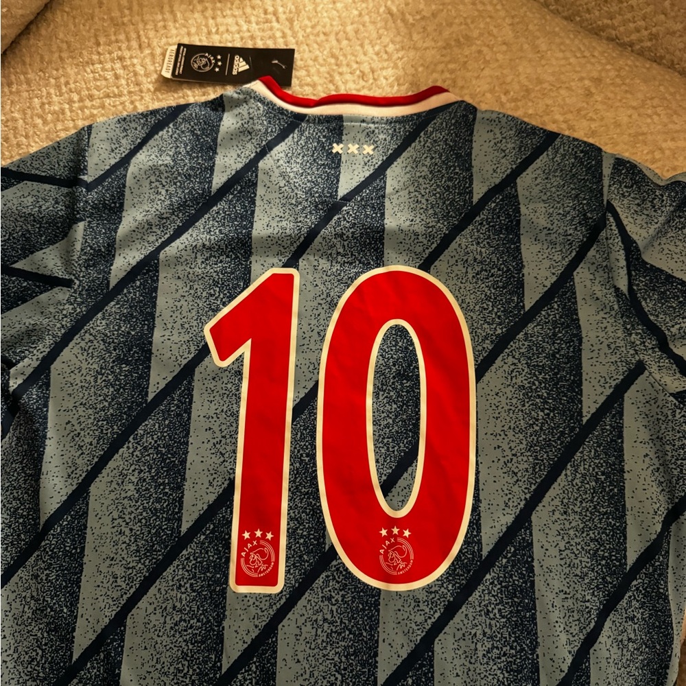 Ajax Amsterdam Soccer Jersey - Picture 2 of 4